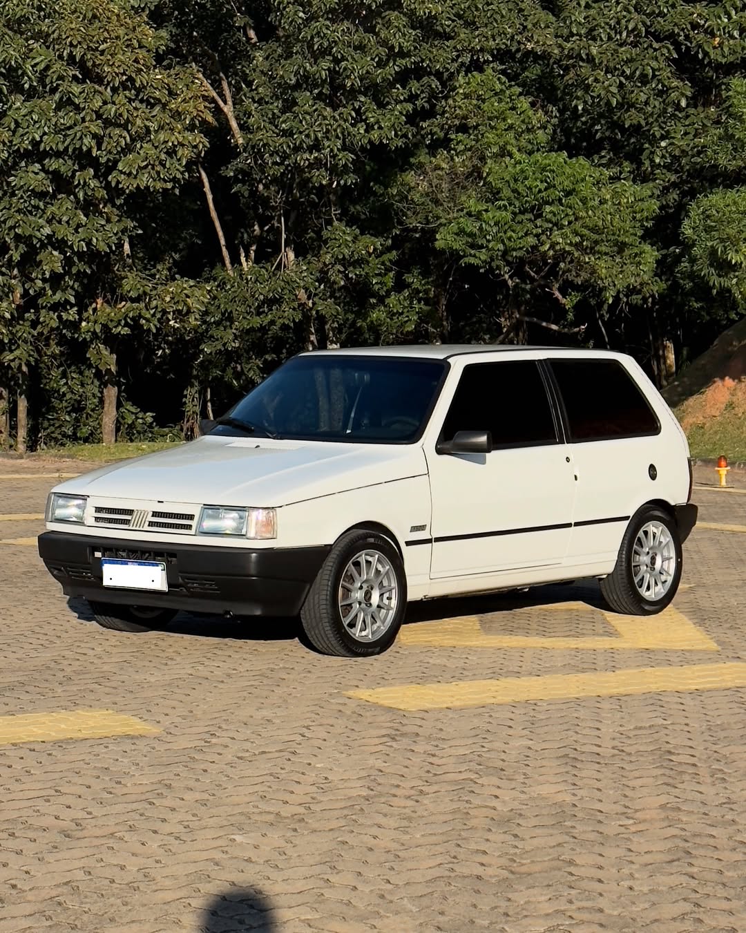 Uno 1.9 Turbo